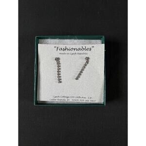 "FASHIONABLES" made in CZECH Republic women's jewelry earrings silver tone